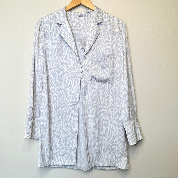 FP NWOT Beatrice Psychedelic Print Open Front Slit Design Retro Vibes Disco Top - Picture 3 of 15